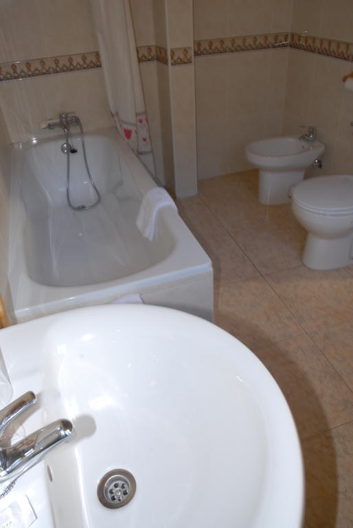 Hotel Europa Les Δωμάτιο φωτογραφία